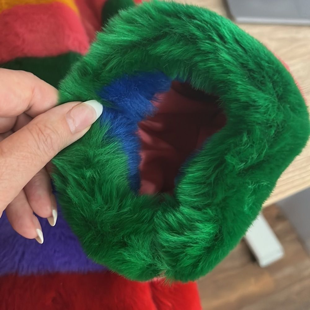 NEW Alice+Olivia coat striped multicolored faux fur size XS - Picture 15 of 16